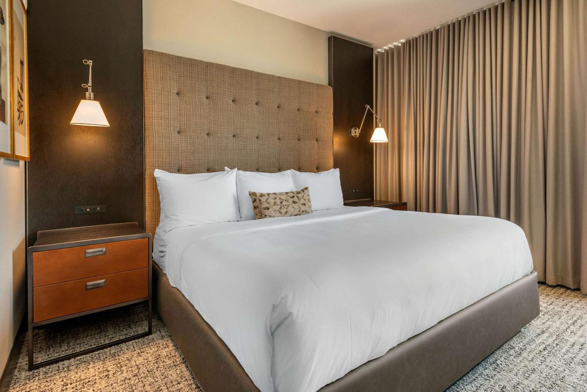 Cambria Hotel Houston Downtown Convention Center Εξωτερικό φωτογραφία