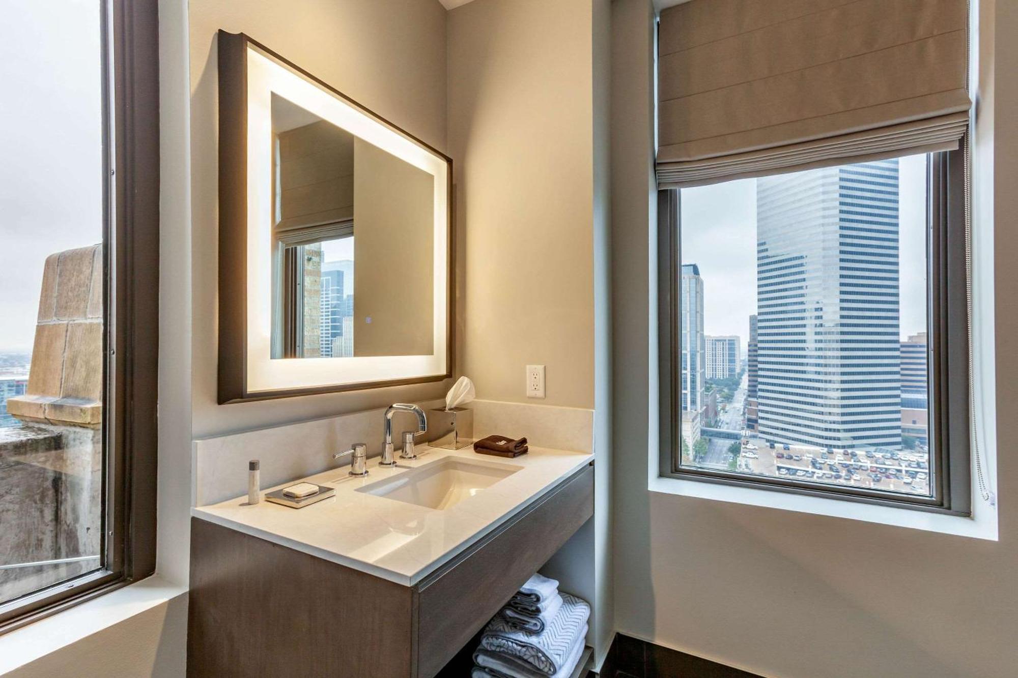 Cambria Hotel Houston Downtown Convention Center Εξωτερικό φωτογραφία
